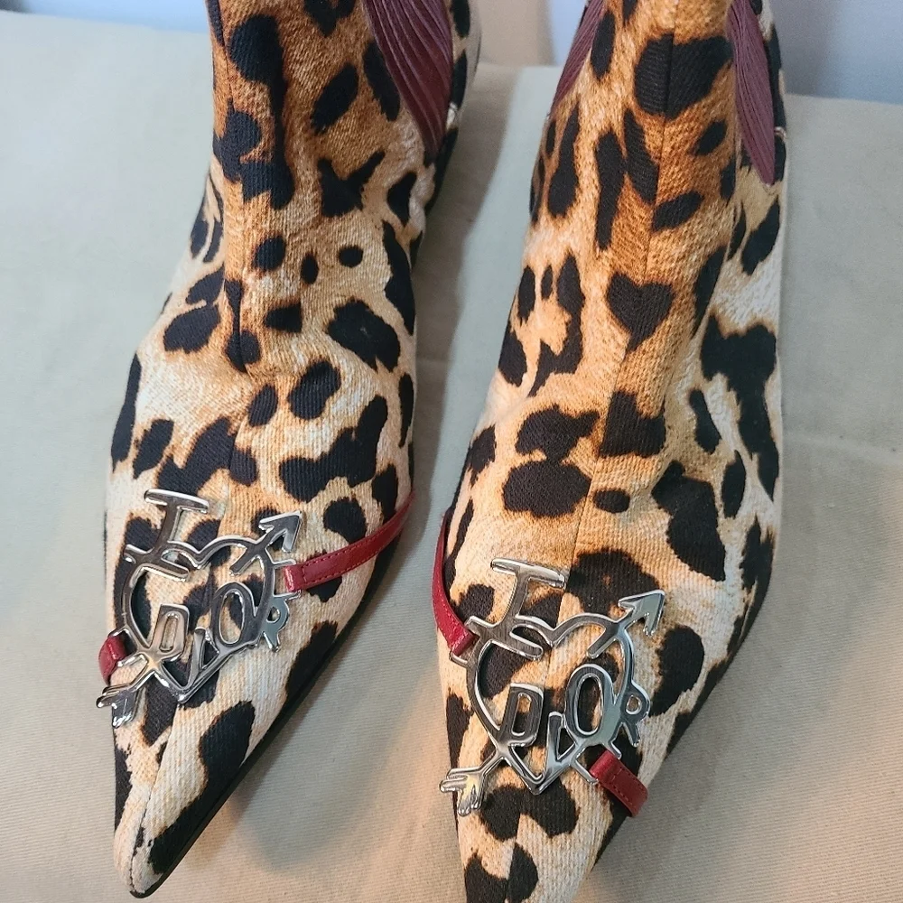 Christian Dior Leopard Peint Boots - Picture 5 of 15
